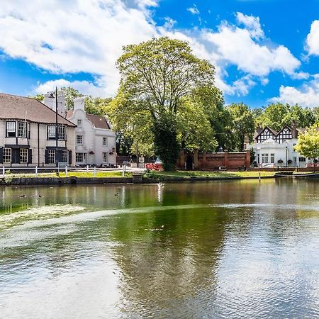 Greyhound Hotel Carshalton Экстерьер фото