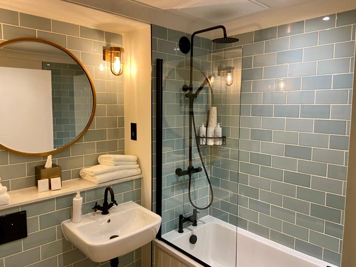 Greyhound Hotel Carshalton Экстерьер фото