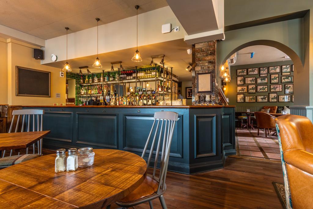 Greyhound Hotel Carshalton Экстерьер фото