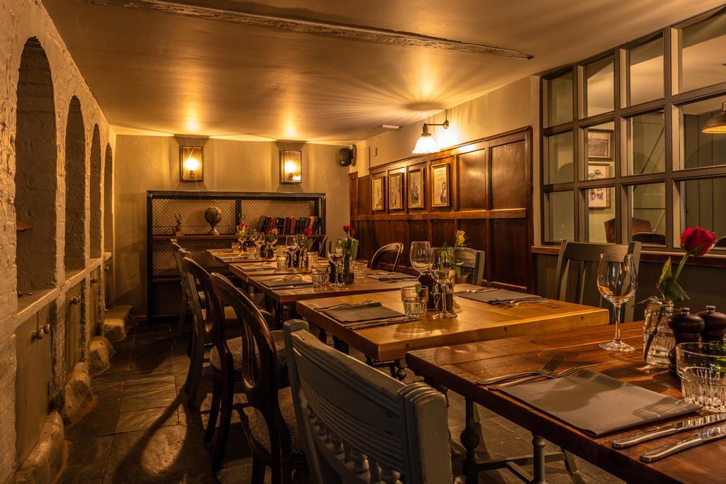 Greyhound Hotel Carshalton Экстерьер фото